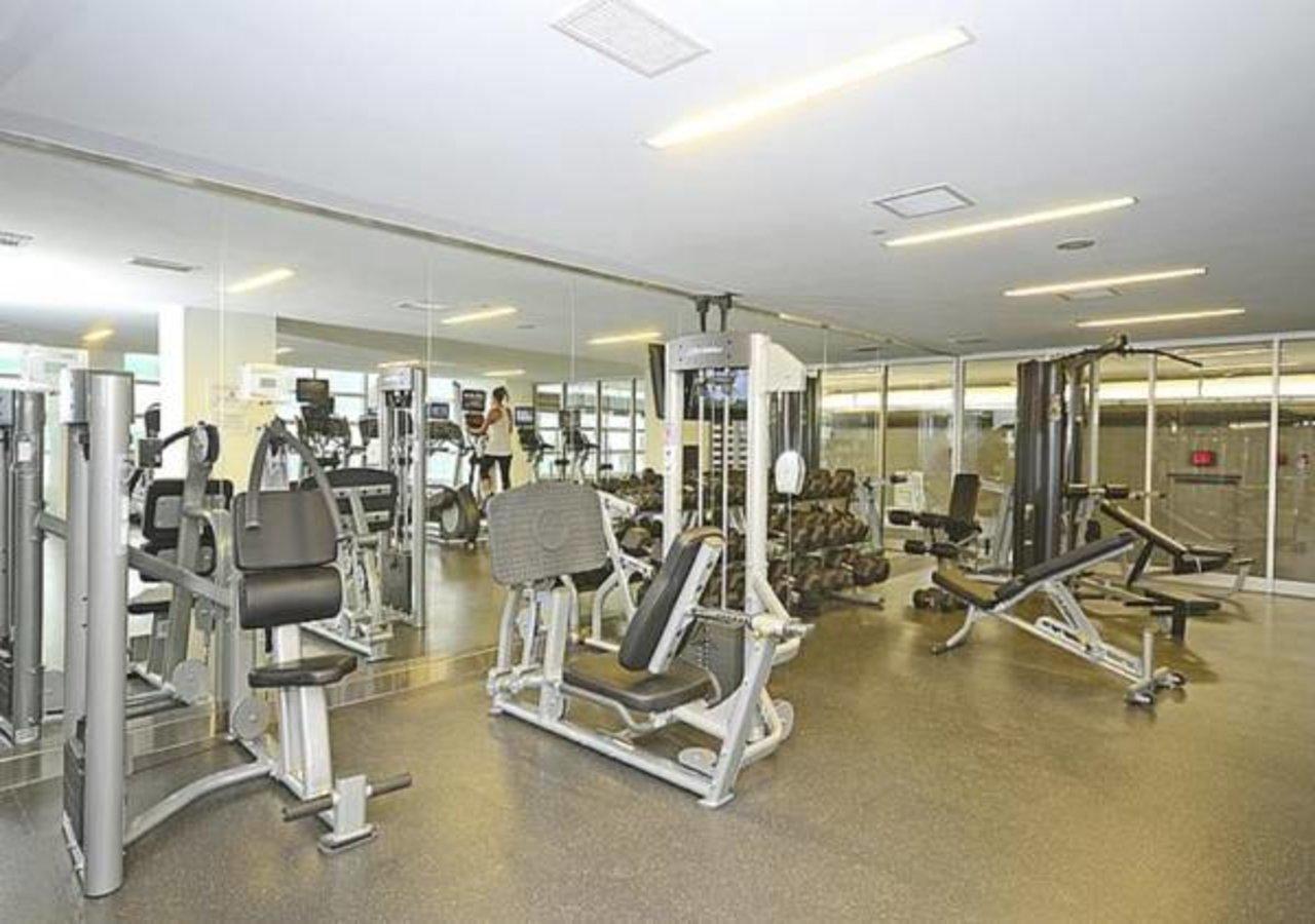 N2N Suites - Downtown Lake & City View Apartments تورونتو المظهر الخارجي الصورة